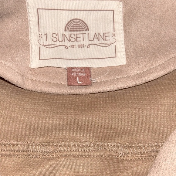 1 Sunset Lane cropped jacket - Picture 5 of 5